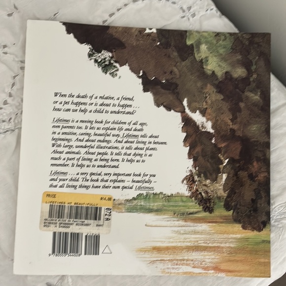 “Lifetimes, the beautiful way to explain death to children” - Picture 4 of 5